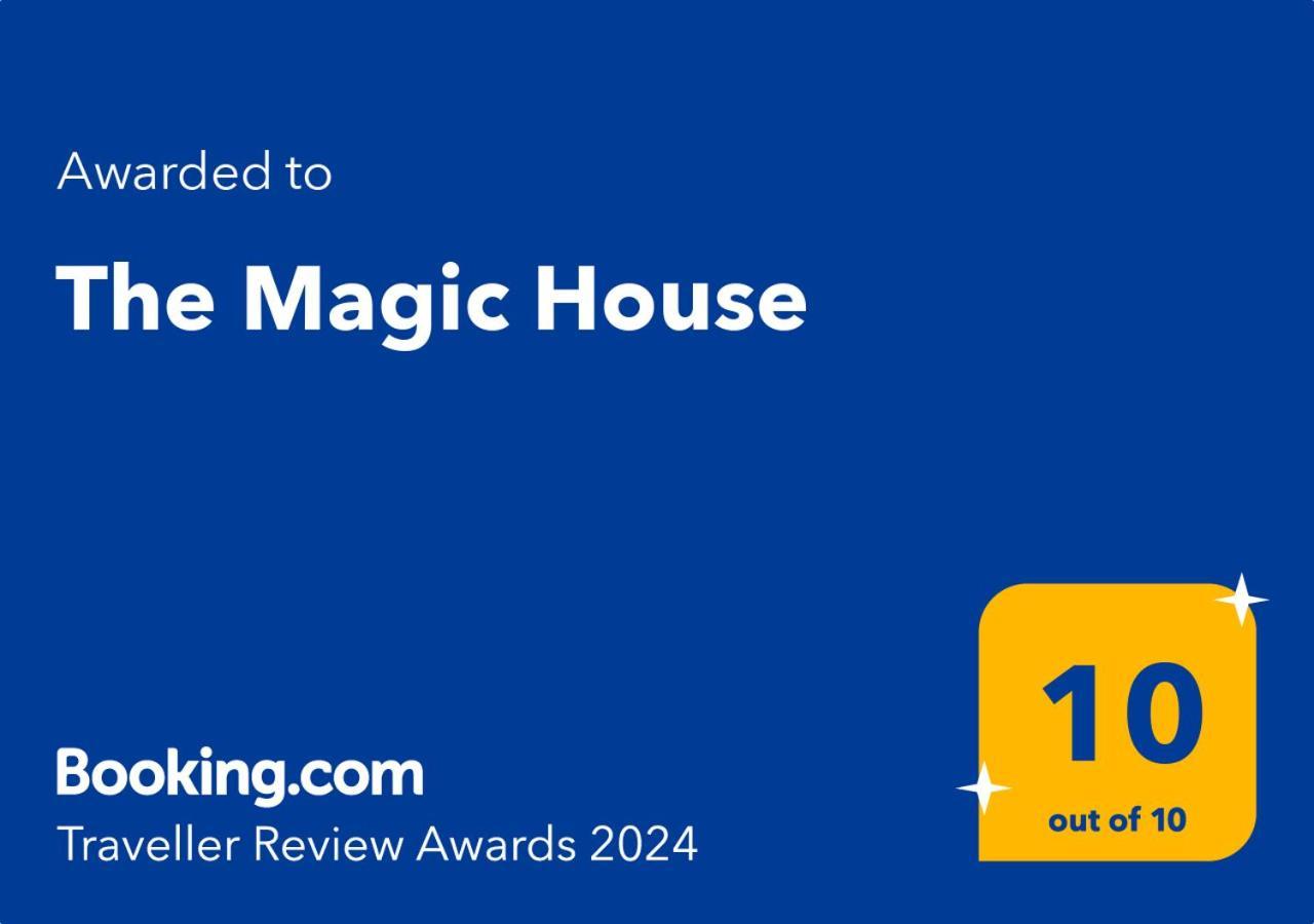 Гостевой дом The Magic House Эль-Пуэрто-де-Санта-Мария Экстерьер фото